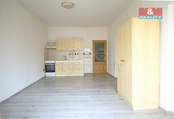 Prodej bytu 1+kk, 30 m², Hradec Králové, ul. Na Hrázce - 3