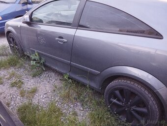 Opel Astra H GTC 1.4 benzín. - 3