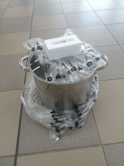 Gastro hrnec nerez velký objem 8litrů vhodny na indukci atd - 3