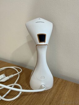Parní žehlička Grundig ST 6150 bílá - 3