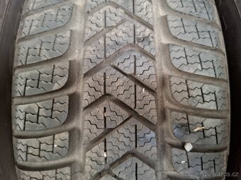 215/55/16 Pirelli Zimní 7 mm - 3