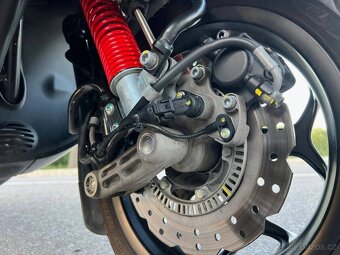 Piaggio MP3 400 HPE ABS + set 3 kufrů - 3