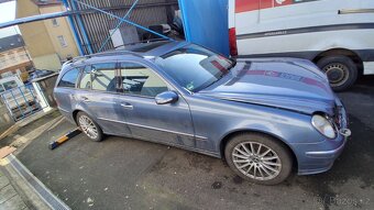 Mercedes-Benz E270CDI 2003 Avantgarde - 3