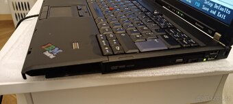 Lenovo ThinkPad T60 celkem pěkný a zachovalý - 3