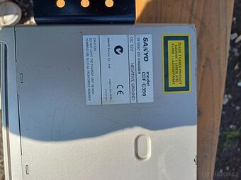 CD Changer Sanyo - 3
