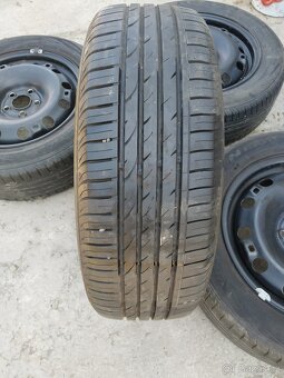 Letní sada kol a pneu 185/60 R15 84H - 3