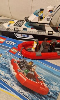 Lego City 60129 Policejní hlídková loď - 3