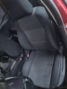 Peugeot 207 interiér - 3