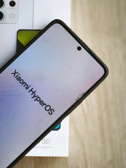 Prodej - Redmi Note Pro 5G - prasklý displej funkční 100% - 3