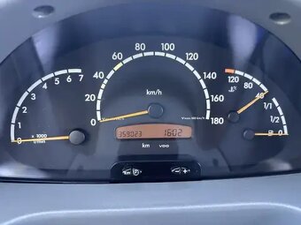 Mercedes-Benz Sprinter 211 - 3