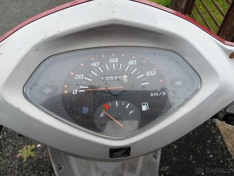 Honda Lead 100 - 3