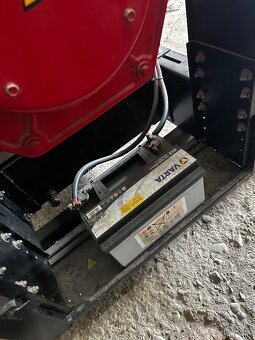 Elektrocentrála Perkins motor - 3