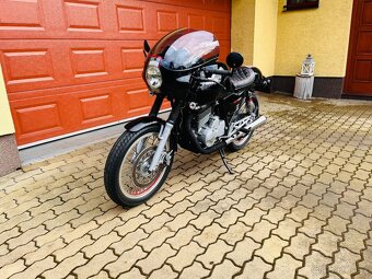 Honda XBR 500 Cafe Racer - 3