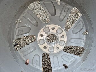 Letní kola Volkswagen Golf Belmont R17 - 3