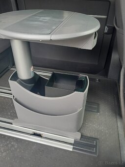 Prodám stolek Multivan t5 - 3