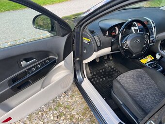 KIA CEED 1.4 - 80Kw - 3