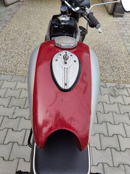 Jawa Pérák 250 - nádrž František Janeček včetně zapalování - 3