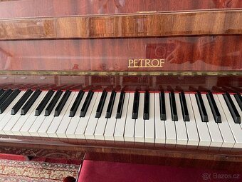 PETROF pianino 106 – mahagon, po generální opravě - 3