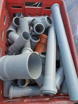 Odpadní / odpadové / vodovodní trubky - 3