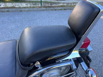 Suzuki VS800GL Intruder - 3