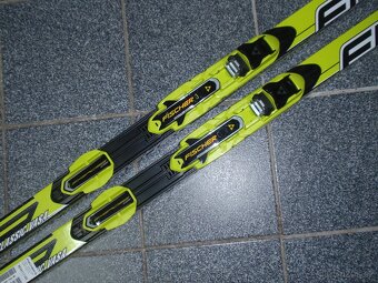 NOVÉ NNN CLASSIC BĚŽKY 182 CM FISCHER VASA CRS - 3