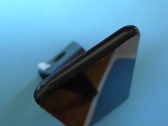 Apple iPhone XR 64 GB baterie 80% - 3