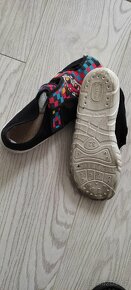 Dětské přezůvky, vel.32 - 3