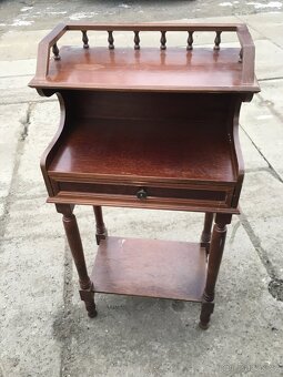 Starozitny stolek - 3