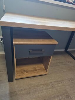 Psací stůl, knihovna, malý stolek - 3