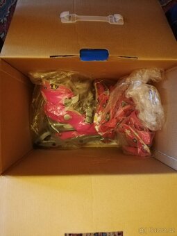 Kolečkové brusle - SADA s chrániči a helmou - 3