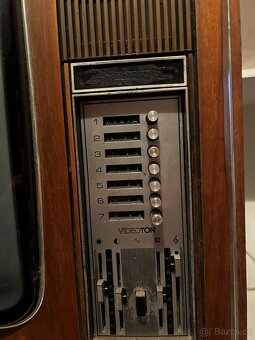 Starý televizor VIDEOTON - 3