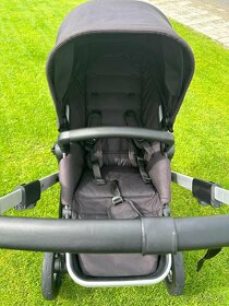 Kočárek Thule Sleek midnight black - 3