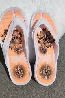 Nové žabky Alpine pro 38 - 3