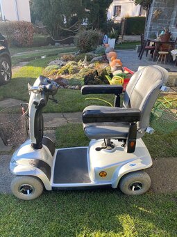 Elektrický invalidní vozík - 3