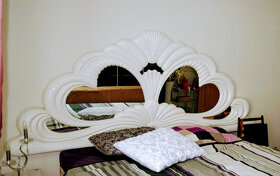 Záhlaví se zrcadlem pro manželskou postel - 3