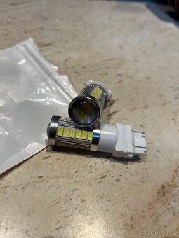 LED žárovky - 3