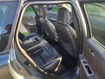 Volvo V50 - 3