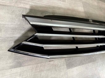 VW PASSAT B8 3G 14-19 - maska bez znaku 3G0853653 - 3