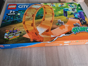 LEGO® City 60338 Šimpanzí kaskadérská smyčka + dárek - 3