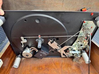 Gramofon TESLA HC 58 - 3