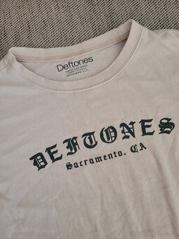 Dámské tričko Deftones zn. H&M, vel. XS - 3