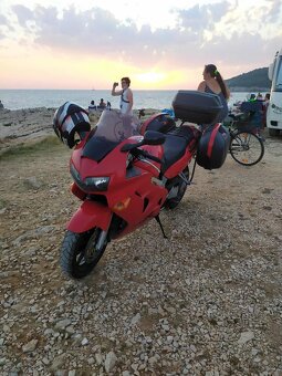 Honda VFR 800 Fi - 3