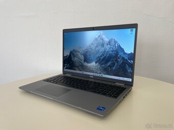 Dell Latitude 5530 – i5 / 8GB / 256GB / FHD IPS - 3