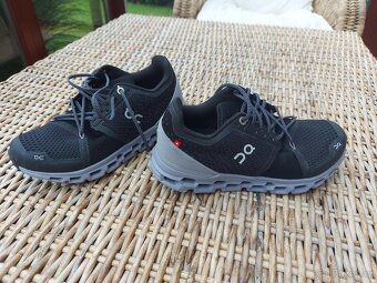 Běžecké boty ON Running - 3