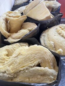 Prodám minerální vatu 20cm tl. + 2x5cm URSA - 3