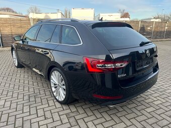 Škoda Superb kombi 2.0TSI 4x4 DSG 206kw KAMERA TAŽNÉ - 3