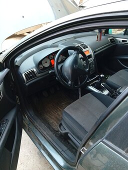 Prodám díly Pegueot 407sw kombi - 3