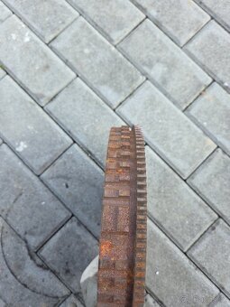 Setrvačník Renault scenic - 3