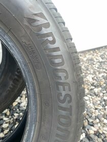 215/65/17 zimní pneu 7.mm,2.ks. - 3