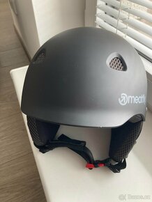 Snowboardová helma Meatfly a brýle - 3
